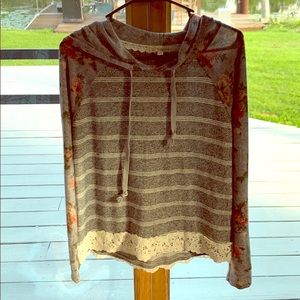 Rewind medium lightweight hoodie